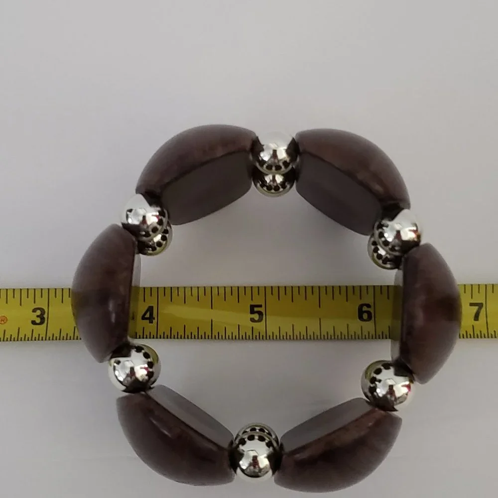 (3/$13) Wood look bracelet - Picture 2 of 4